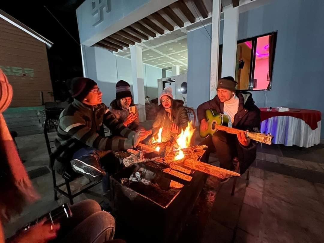 Bojinee Nagarkot Resort Buitenkant foto