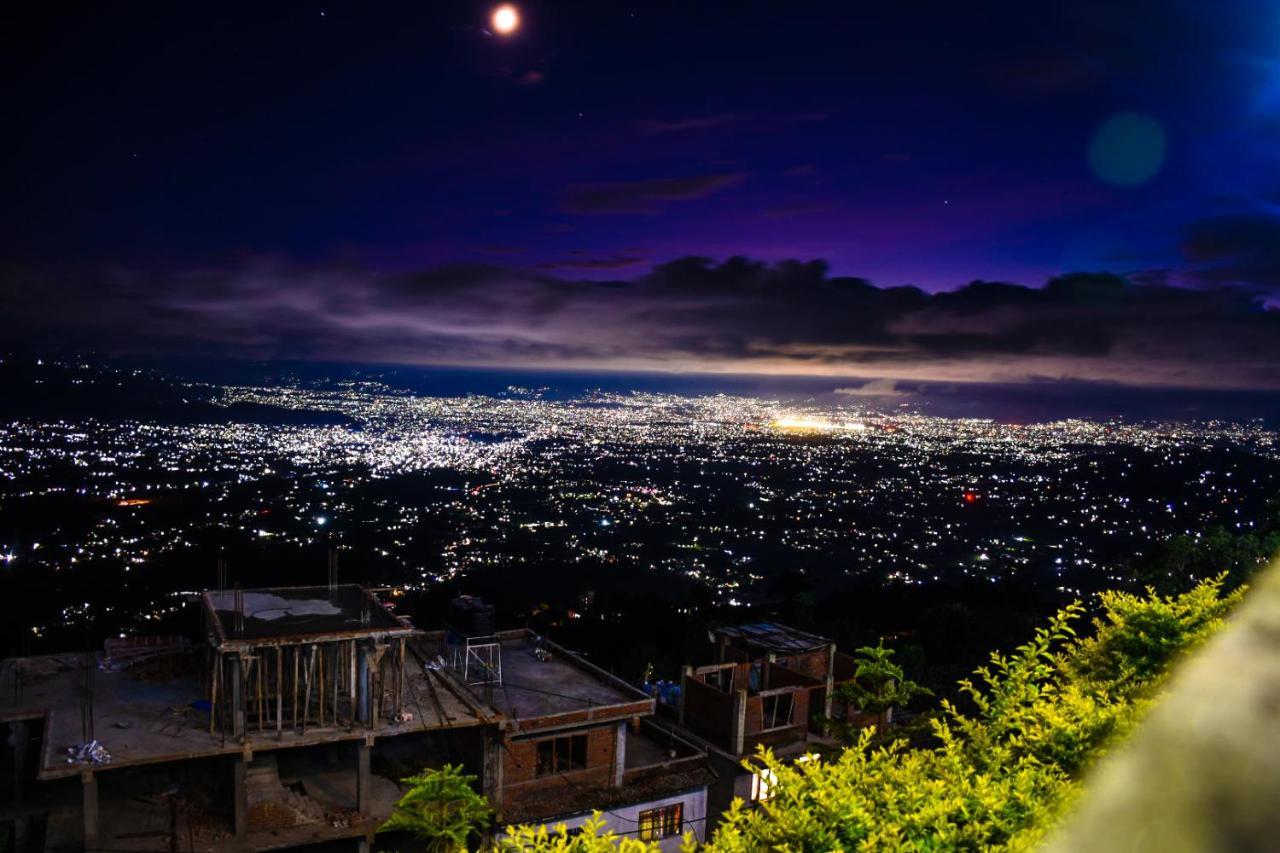 Bojinee Nagarkot Resort Buitenkant foto
