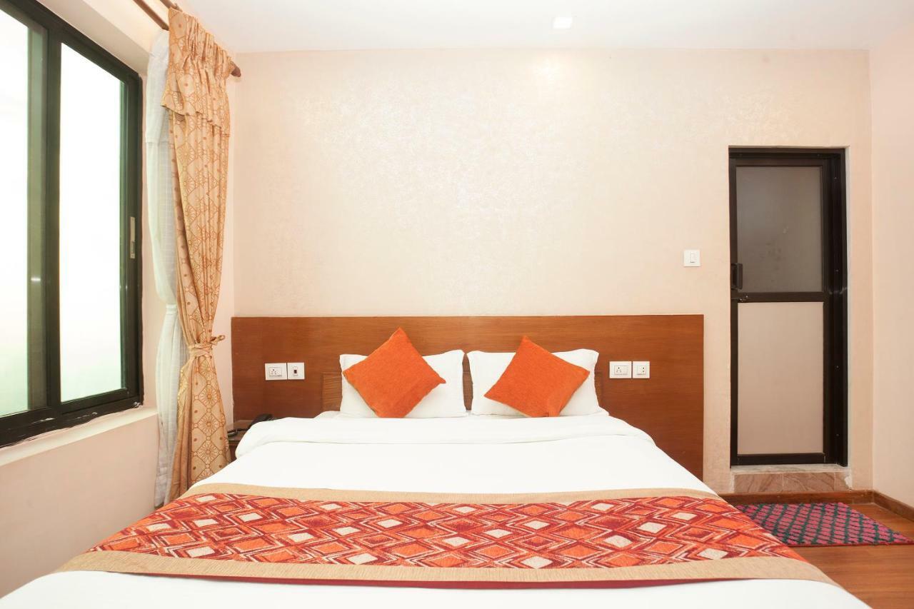 Bojinee Nagarkot Resort Buitenkant foto