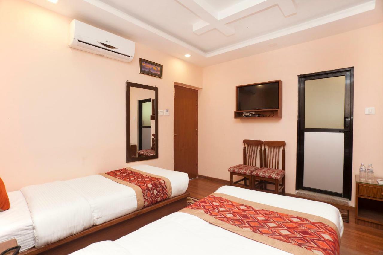 Bojinee Nagarkot Resort Buitenkant foto