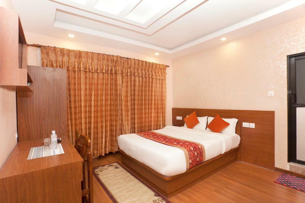 Bojinee Nagarkot Resort Buitenkant foto