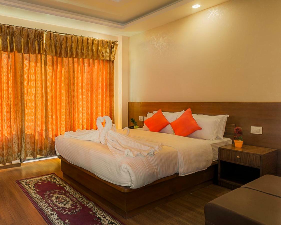 Bojinee Nagarkot Resort Buitenkant foto