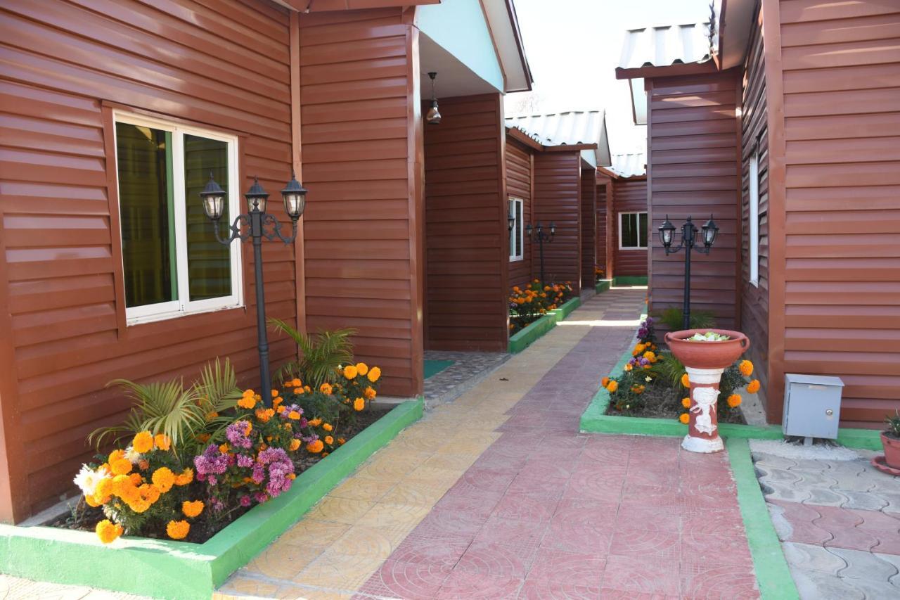 Bojinee Nagarkot Resort Buitenkant foto